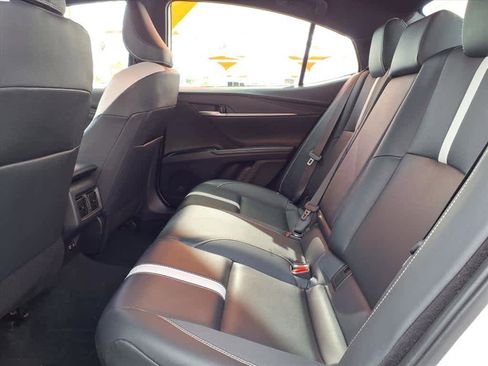 Certified 2025 Toyota Camry SE image 19