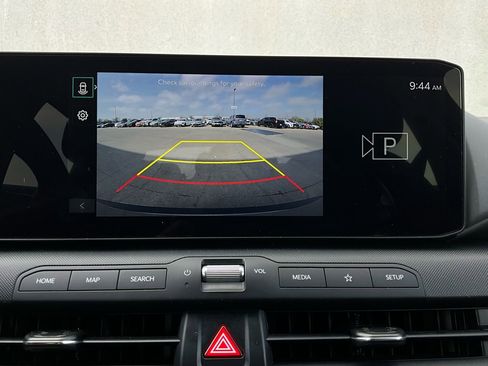 Used 2025 Kia K4 LXS image 32