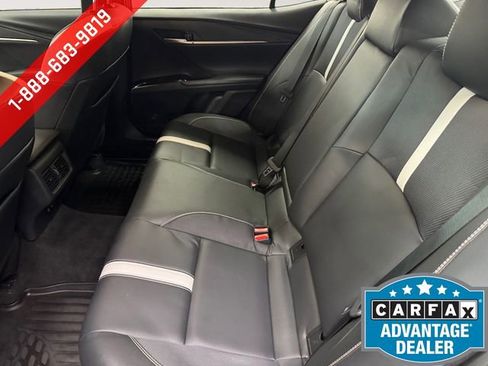 Used 2025 Toyota Camry SE AWD/4WD image 22