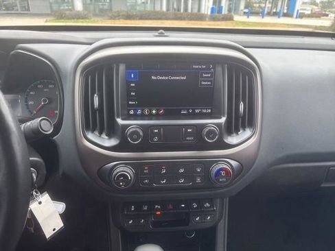 Used 2022 Chevrolet Colorado Z71 w/ Safety Package image 35