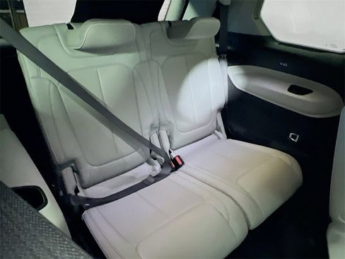 Used 2021 Jeep Grand Cherokee L Overland w/ Advanced Protech Group III image 25