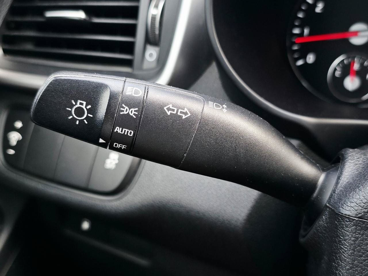 Used 2017 Kia Sorento AWD image 27