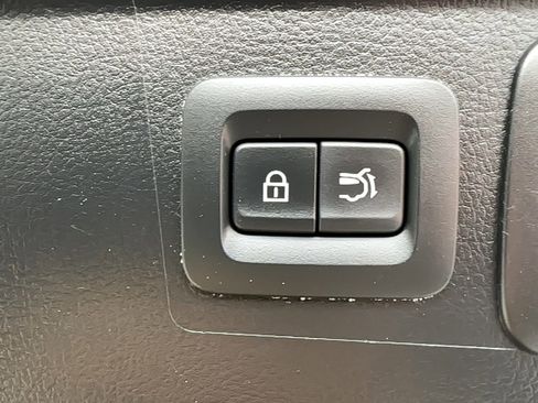 Used 2024 MAZDA CX-50 AWD 2.5 S w/ Preferred Package image 28