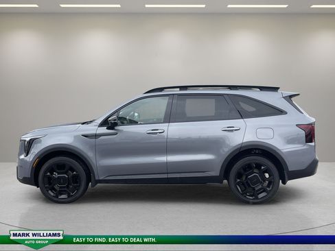 Used 2025 Kia Sorento SX Prestige w/ Olive Brown Leather Package AWD/4WD image 6