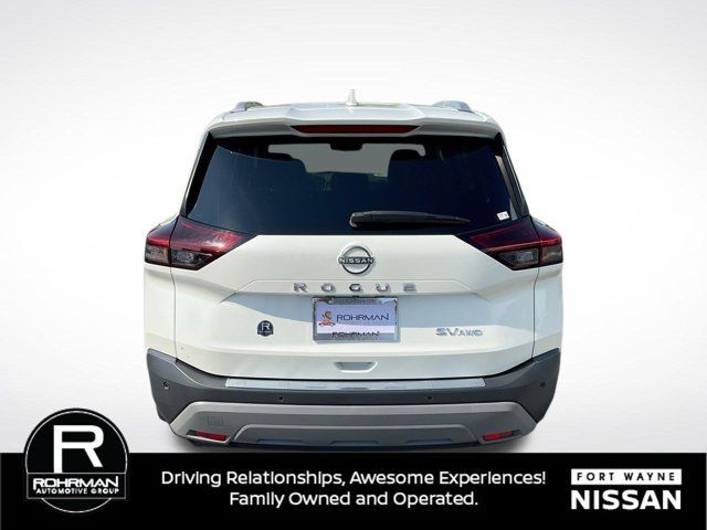 Certified 2023 Nissan Rogue SV w/ SV Premium B Package AWD/4WD image 9