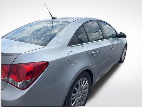 Used 2012 Chevrolet Cruze Eco FWD image 2