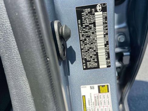 Used 2021 Toyota Corolla SE w/ Carpet Mat Package (TMS) FWD image 23
