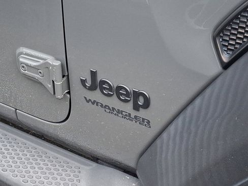 Used 2020 Jeep Wrangler Unlimited Sport image 4