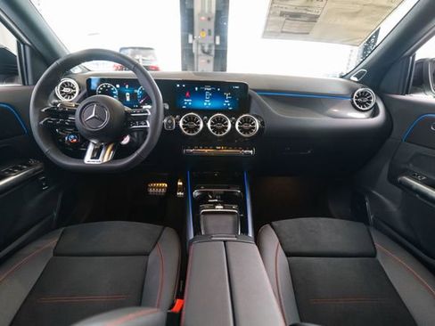 New 2026 Mercedes-Benz GLA 35 AMG 4MATIC image 12
