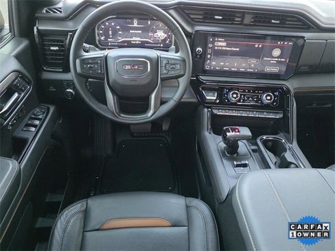 Used 2023 GMC Sierra 1500 AT4 image 12