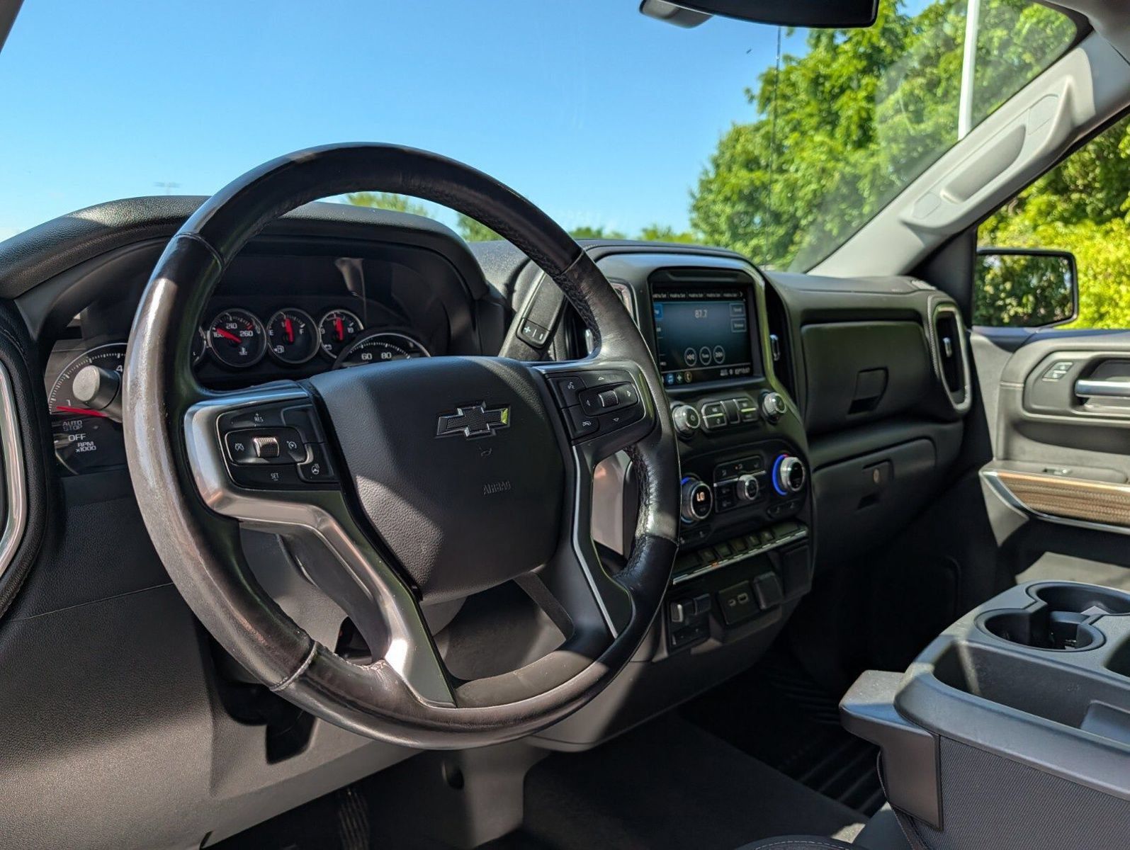 Used 2020 Chevrolet Silverado 1500 RST w/ All-Star Edition AWD/4WD image 23