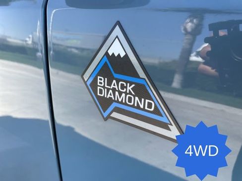 Used 2022 Ford Bronco Black Diamond AWD/4WD image 31