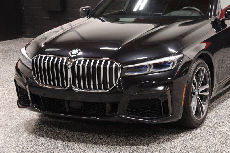 Used 2020 BMW 750i xDrive w/ Executive Package AWD/4WD image 13