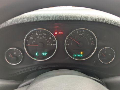 Used 2012 Jeep Wrangler Sport image 16