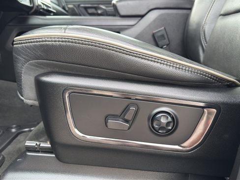 Used 2023 RAM 1500 Limited AWD/4WD image 16
