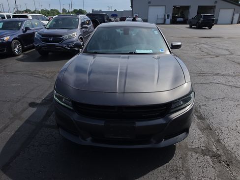 Used 2020 Dodge Charger SXT RWD image 8