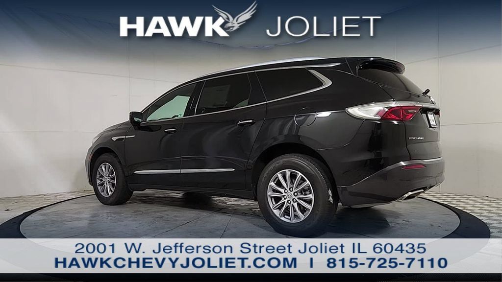 Used 2024 Buick Enclave Premium FWD image 5