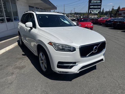 Used 2016 Volvo XC90 T5 Momentum AWD/4WD image 10