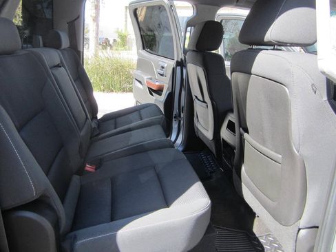 Used 2015 GMC Sierra 1500 SLE w/ SLE Value Package AWD/4WD image 16