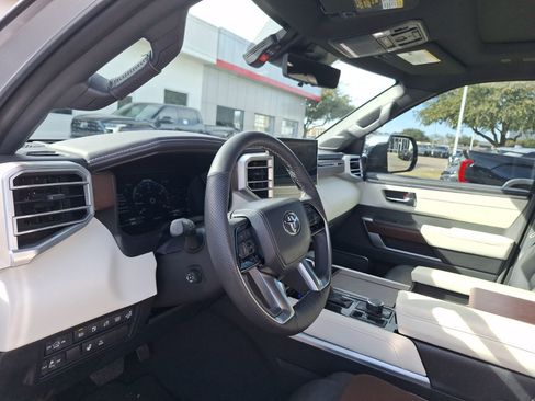 Used 2024 Toyota Sequoia Capstone image 15