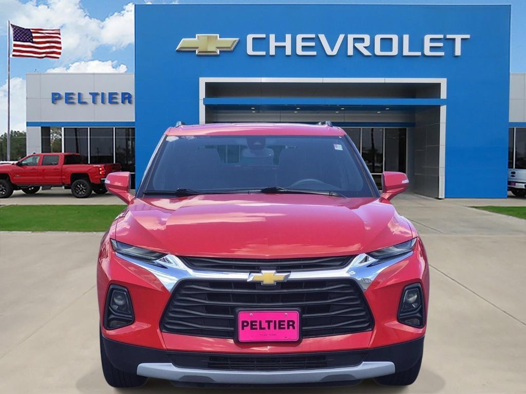 Used 2021 Chevrolet Blazer LT FWD image 2