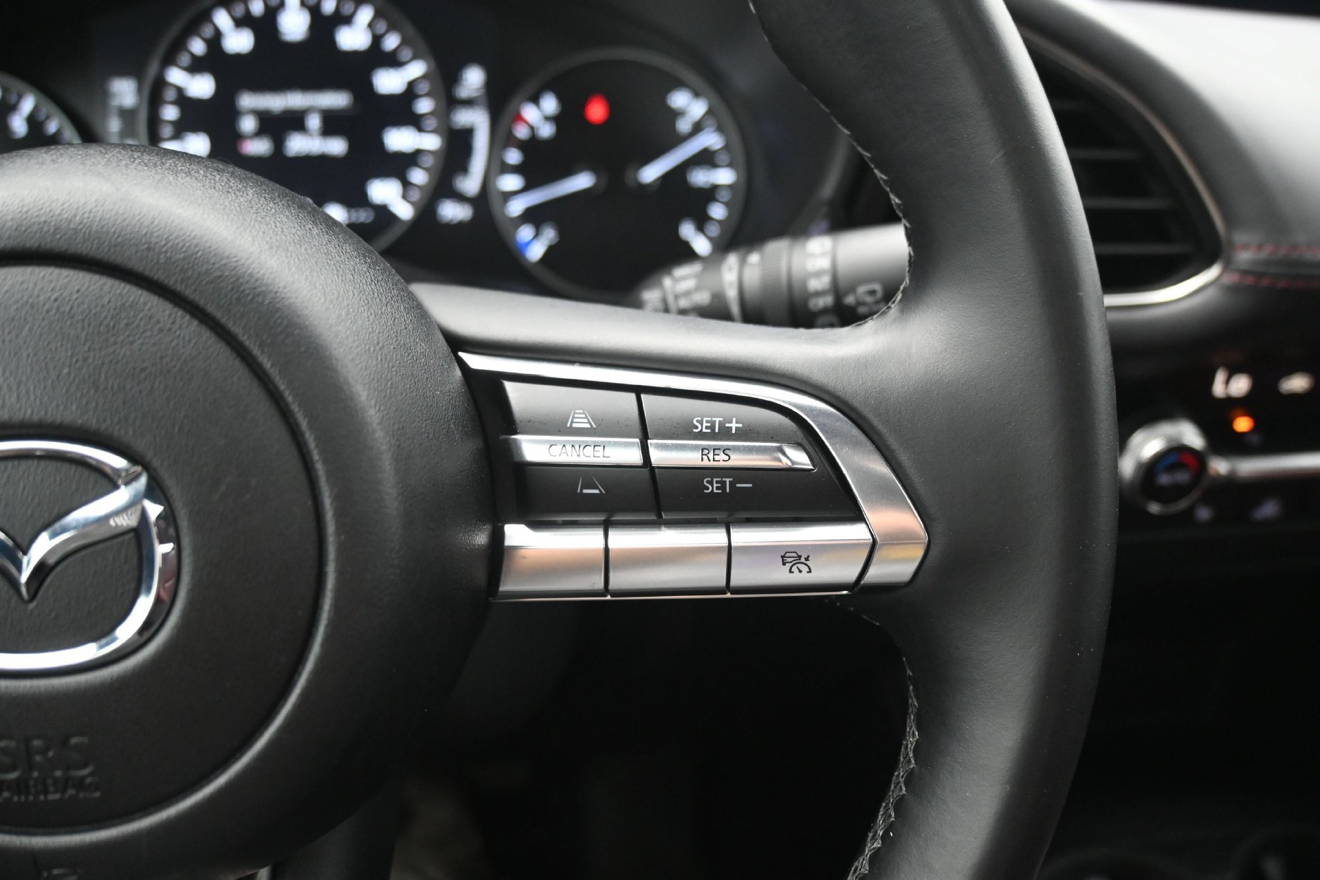Used 2023 MAZDA MAZDA3 s AWD/4WD image 25