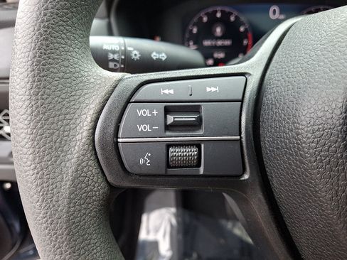 Used 2024 Honda Accord EX image 21
