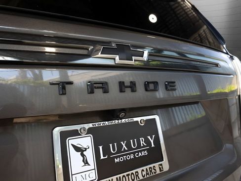 Used 2021 Chevrolet Tahoe RST w/ Luxury Package AWD/4WD image 17