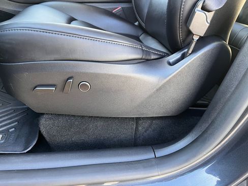 Used 2024 Tesla Model Y Long Range image 30