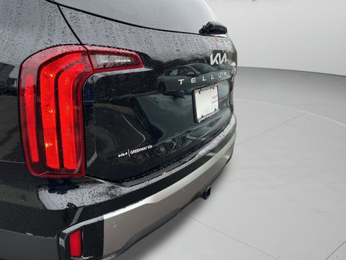 New 2025 Kia Telluride S image 10