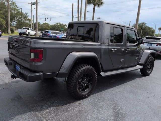 Used 2025 Jeep Gladiator Sport AWD/4WD image 4