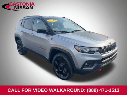 Used 2023 Jeep Compass Trailhawk image 1