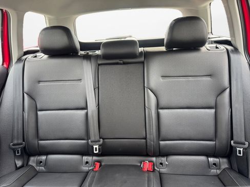 Used 2017 Volkswagen Golf Alltrack S image 15