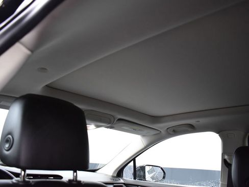 Used 2017 Cadillac XT5 Luxury image 20