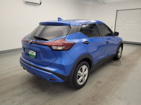 Used 2021 Nissan Kicks S FWD image 9