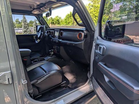 Used 2023 Jeep Gladiator Mojave w/ Trailer Tow Package AWD/4WD image 13