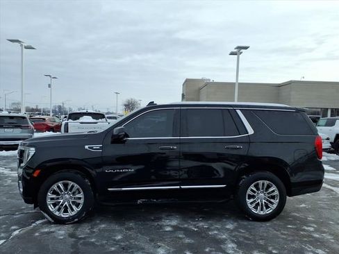 Used 2021 GMC Yukon SLT w/ SLT Premium Package image 10