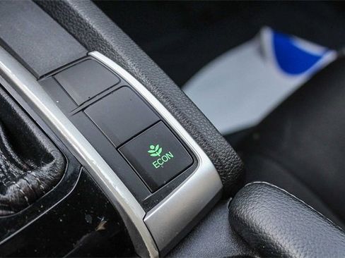 Used 2020 Honda Civic Sport image 37