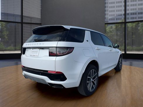 Certified 2024 Land Rover Discovery Sport S image 8