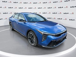 New 2026 Kia K4 GT-Line video 1