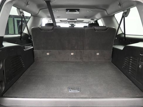 Used 2020 Cadillac Escalade ESV Luxury image 18