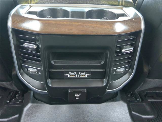 Used 2022 RAM 1500 Laramie AWD/4WD image 15