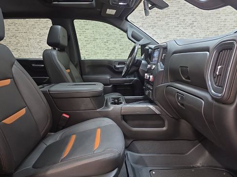 Used 2022 GMC Sierra 1500 AT4 w/ AT4 Preferred Package image 11