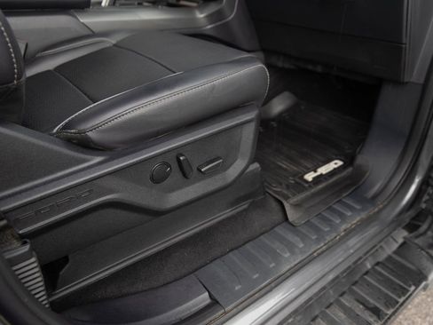 Used 2025 Ford F150 Lariat image 17