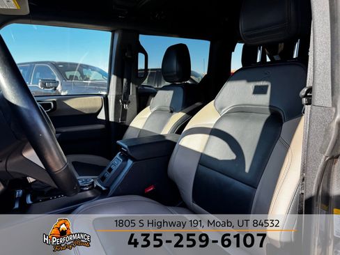 Used 2023 Ford Bronco Wildtrak image 17