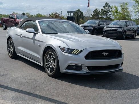 Used 2017 Ford Mustang GT Premium image 2