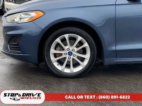 Used 2019 Ford Fusion SE image 9