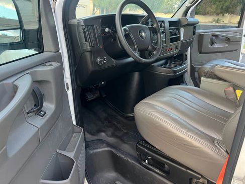 Used 2014 Chevrolet Express 2500 w/ Cold Climate Package image 13