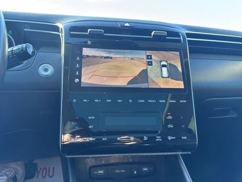 Used 2022 Hyundai Tucson Limited image 24