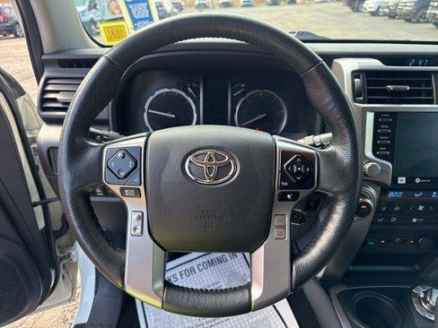 Used 2023 Toyota 4Runner Limited AWD/4WD image 9